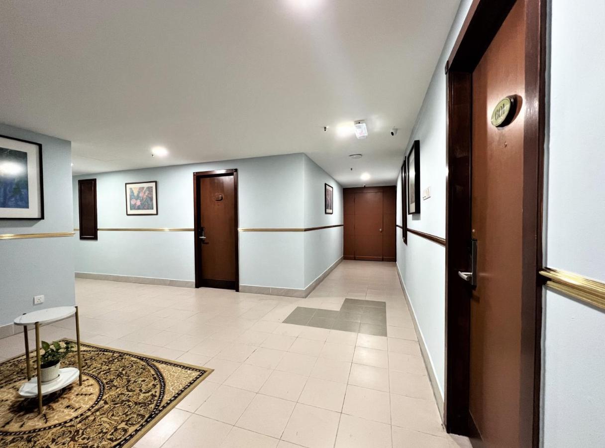 Orkid Hills At Pudu Kuala Lumpur Exterior foto